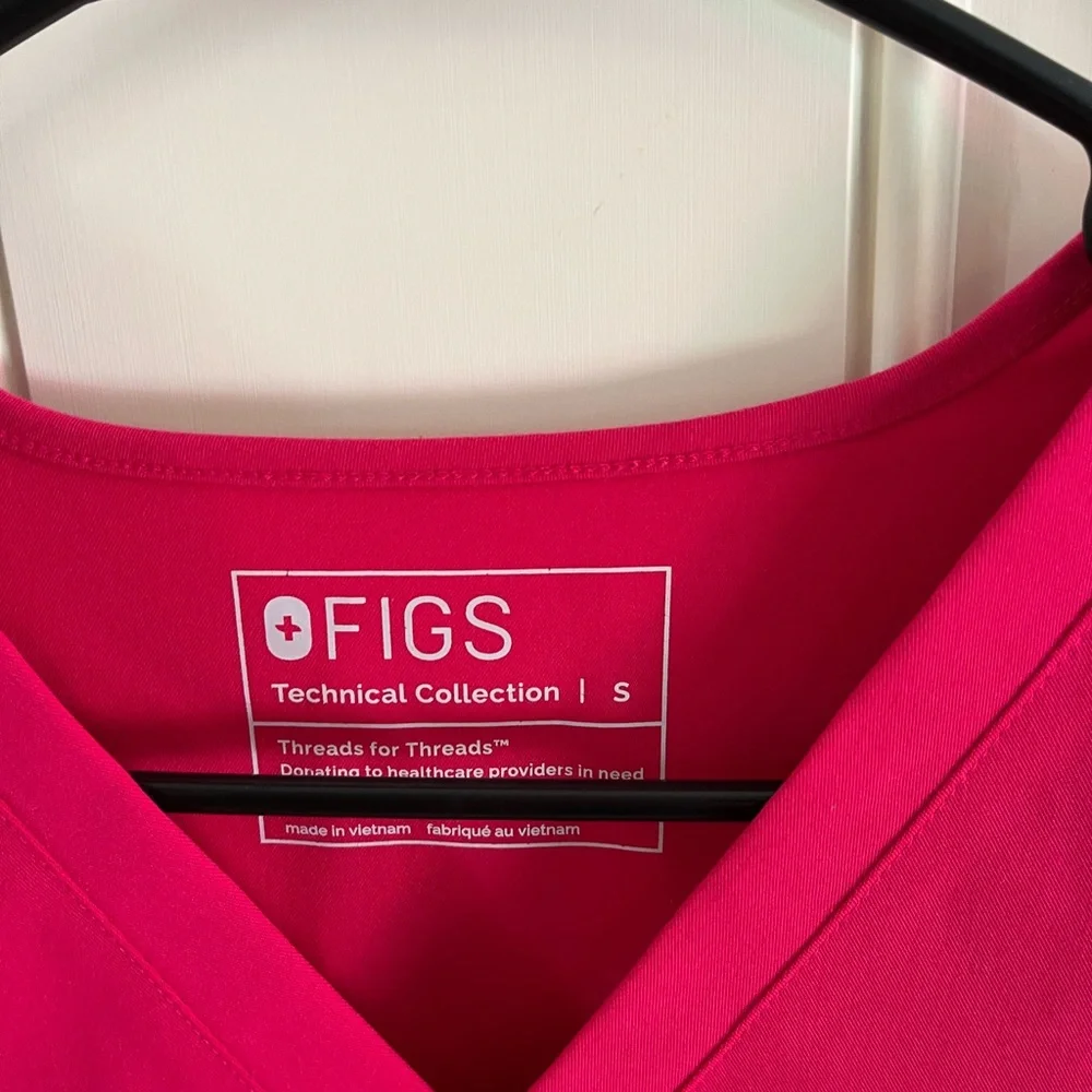 Ultra Rose Figs Scrub Set - Picture 4 of 6